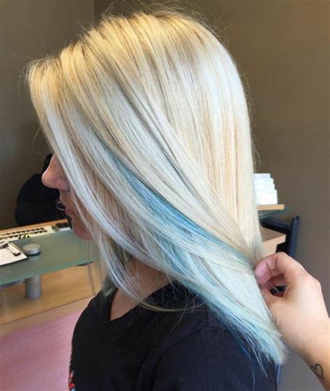 braune haare blonde strähnen|blonde haare mit blauen strähnen.